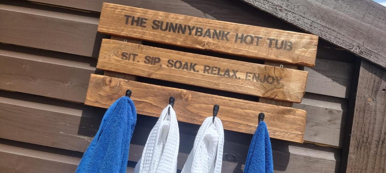 卡马森Sunny Bank- Countryside Escape With Private Hot Tub And Countryside Views别墅 外观 照片